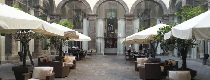 Palazzo Caracciolo Hotel Naples is one of Lugares favoritos de Alan.