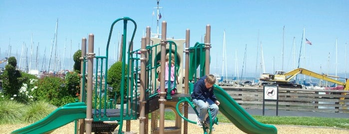 Pier 39 Playground is one of สถานที่ที่ Efren ถูกใจ.