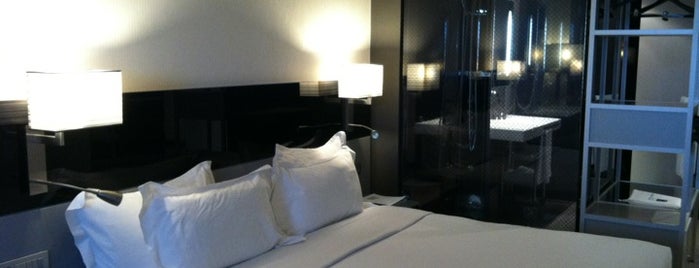 AC Hotel by Marriott Atocha is one of Lauraさんのお気に入りスポット.