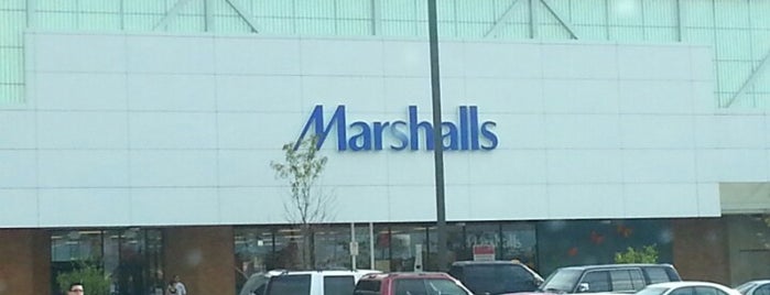 Marshalls is one of สถานที่ที่ Sheena ถูกใจ.