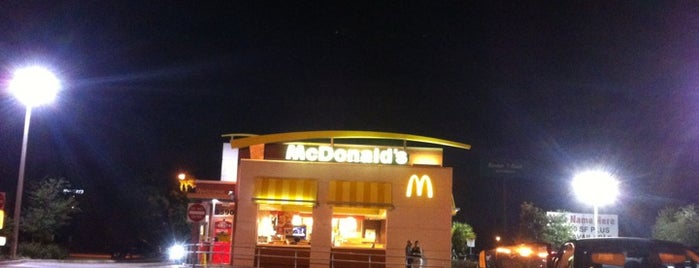 McDonald's is one of LaTresa : понравившиеся места.