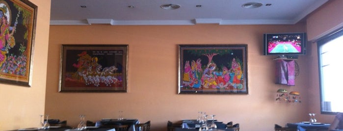 Restaurante Hindú Taj Mahal is one of Tempat yang Disimpan Felix.