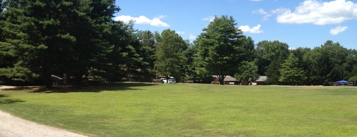 Silver Lake Conference Center is one of Orte, die Annie gefallen.