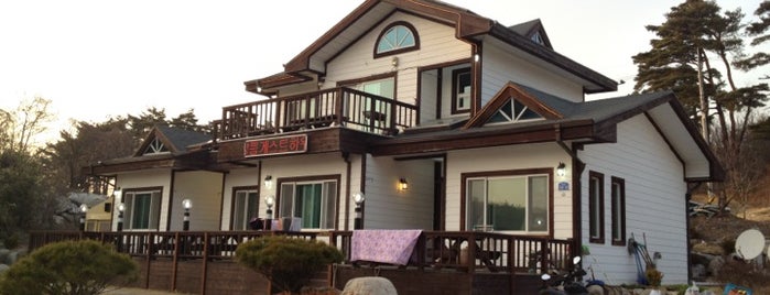 강릉게스트하우스 is one of 강원도의 게스트하우스 / Guest Houses in Gangwon Area.