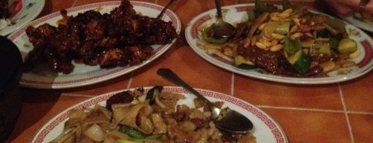 Wing Lum is one of SF Cheap Eats.