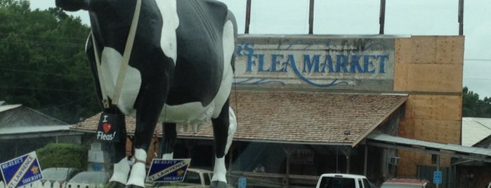 Keller's Flea Market is one of SCAD FAVS.