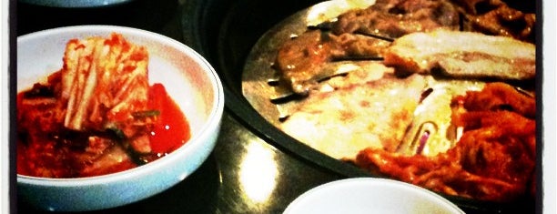 Kum Hyang (คึมเฮียง) 금향 is one of "สนุกปาก I Foods & Drinks ทั่วราชอาณาจักร".