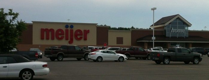 Meijer is one of Phyllisさんのお気に入りスポット.