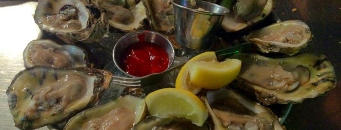 Tony’s Oyster Bar is one of Ted 님이 좋아한 장소.