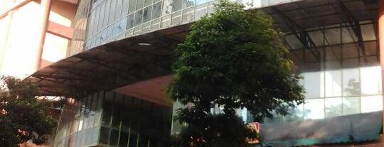 Galaxy Ampang Shopping Centre is one of Lugares guardados de ꌅꁲꉣꂑꌚꁴꁲ꒒.