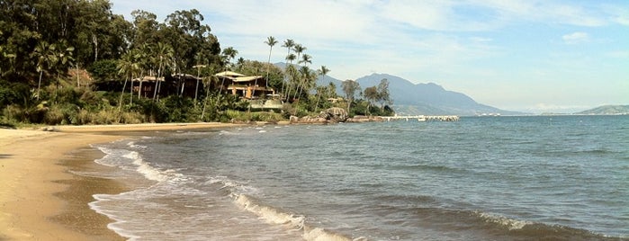 Praia da Garapocaia is one of Orte, die Vinicius gefallen.