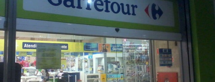 Carrefour is one of Locais de Fortaleza.