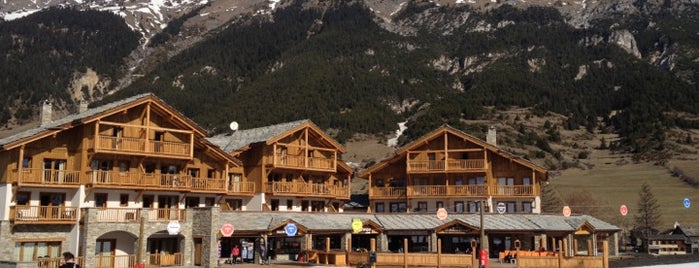 Val Cenis is one of Les 200 principales stations de Ski françaises.