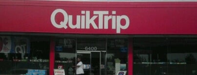 QuikTrip is one of สถานที่ที่ Chris ถูกใจ.