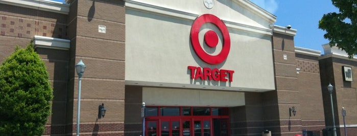 Target is one of สถานที่ที่ Richard ถูกใจ.