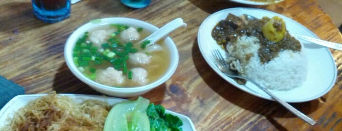 新仙清湯腩 is one of HONG KONG EATS.