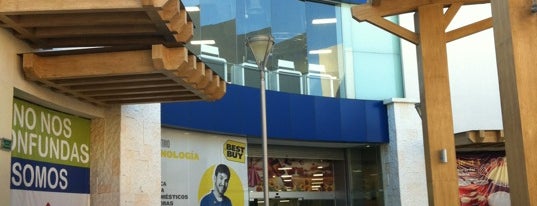 Best Buy is one of Locais curtidos por Fabo.