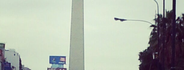 Obelisco - Plaza de la República is one of Lugares en el Mundo!!!!.