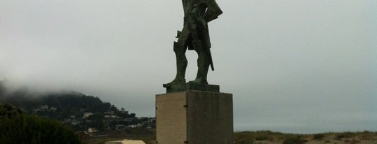 Captain Don Gaspar de Portola statue is one of Gilda 님이 좋아한 장소.