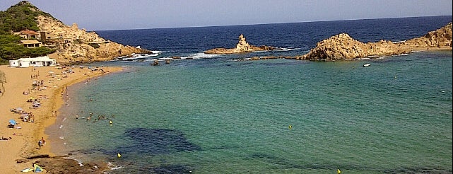 Cala Pregonda is one of Menorca.