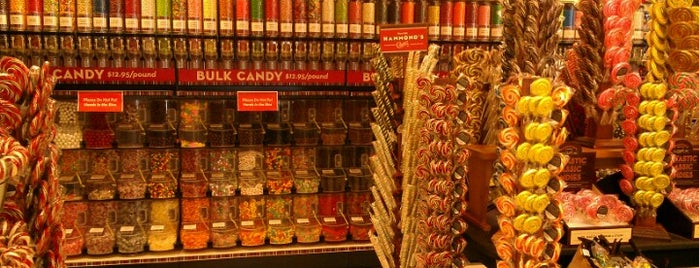 Hammond's Candies since 1920 is one of Freaker USA Stores Mountains.