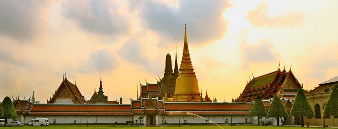 Temple of the Emerald Buddha is one of Cruise Along the River of Kings.