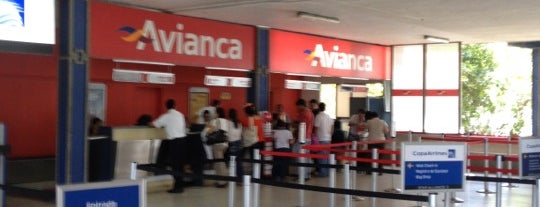 Aéroport international Simón Bolívar (SMR) is one of Aeropuertos de Colombia.