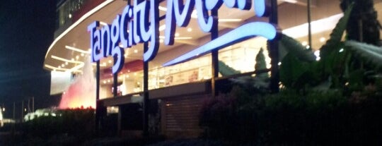 TangCity Mall is one of Posti che sono piaciuti a Hendra.