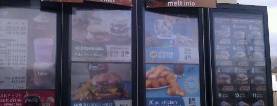 McDonald's is one of Kelli : понравившиеся места.