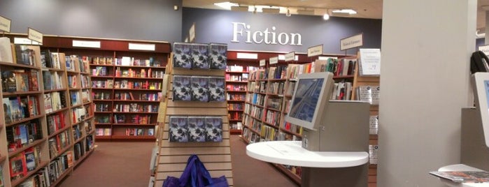 Chapters is one of Lynnさんの保存済みスポット.