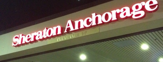 Sheraton Anchorage Hotel & Spa is one of Orte, die Greg gefallen.