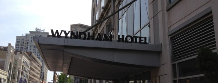 Wyndham Cleveland at PlayhouseSquare is one of Becky 님이 좋아한 장소.