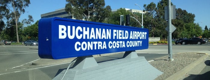 Concord Airport Plaza is one of Locais curtidos por Ryan.