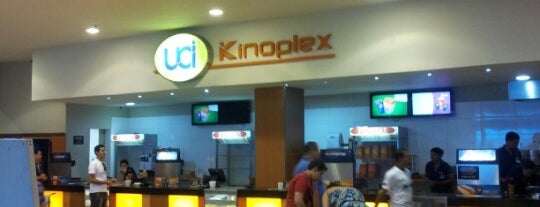 UCI Kinoplex is one of สถานที่ที่ Danielle ถูกใจ.