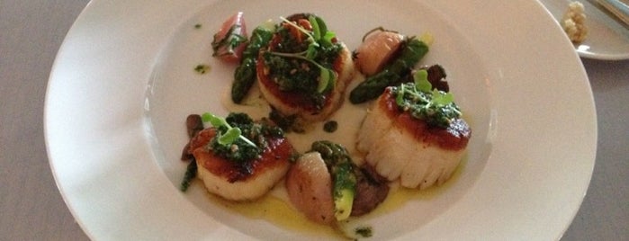 Scarpetta is one of Summit Recommended Miami Restaurants.