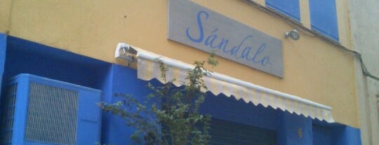 Sándalo is one of barri besos mar poble nou.