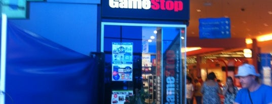 GameStop is one of Sitios visitados.