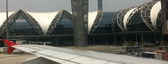 Aéroport Suvarnabhumi (BKK) is one of Bangkok, Thailand.