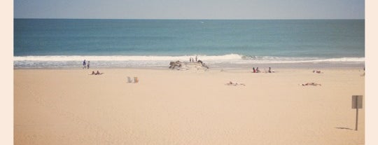 12th Street Beach is one of Locais salvos de Lily.