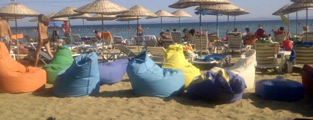 Motolife Beach Club is one of Nazlıcan : понравившиеся места.