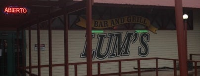 Lum's Restaurante y Bar is one of Los bares mejores puntuados. SEPTIEMBRE.