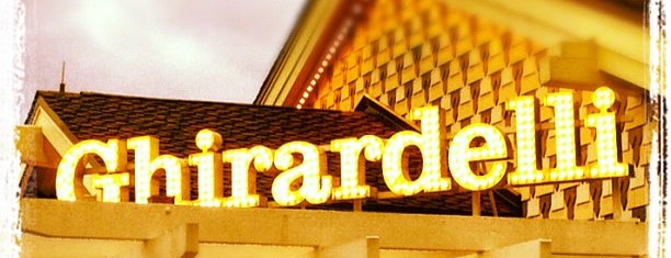 Boutique de crème glacée et de chocolat Ghirardelli is one of Orlando.
