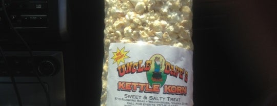 Uncle Dave's Kettle Korn is one of Lieux qui ont plu à Edwina.