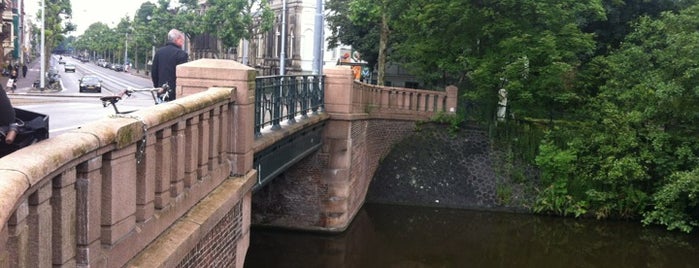 Artisbrug (Brug 264) is one of Amsterdam bridges: count them down! ❌❌❌.