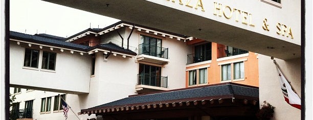 Monterey Plaza Hotel & Spa is one of Lugares favoritos de Rebecca.