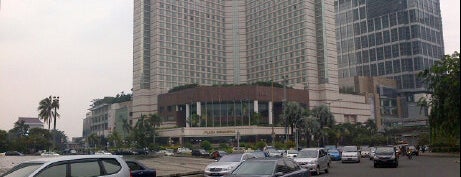 Plaza Indonesia is one of Must Visit Places in Jakarta ( Indonesia ).