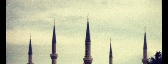 술탄아흐메트모스크 (블루모스크) is one of Istanbul.