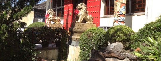 Golden Plaza Chinese Restaurant is one of Posti salvati di Marina.