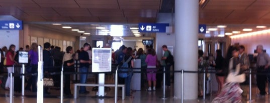 TSA Security Checkpoint is one of US-Airport-DFW-1.