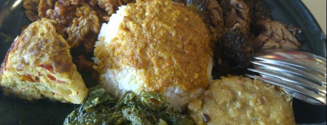Warung M Nasir is one of Micheenli Guide: Malay food trail in Singapore.